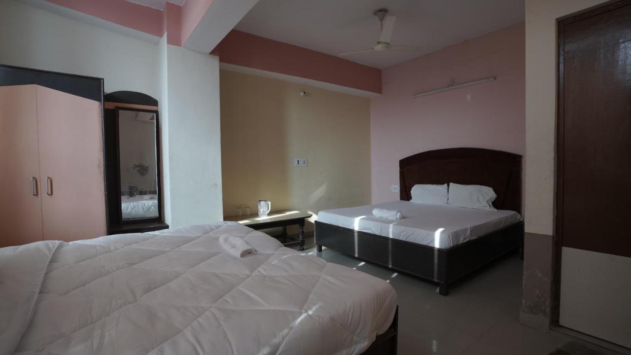 Hotel Mohan By Wb Inn Agra  Esterno foto