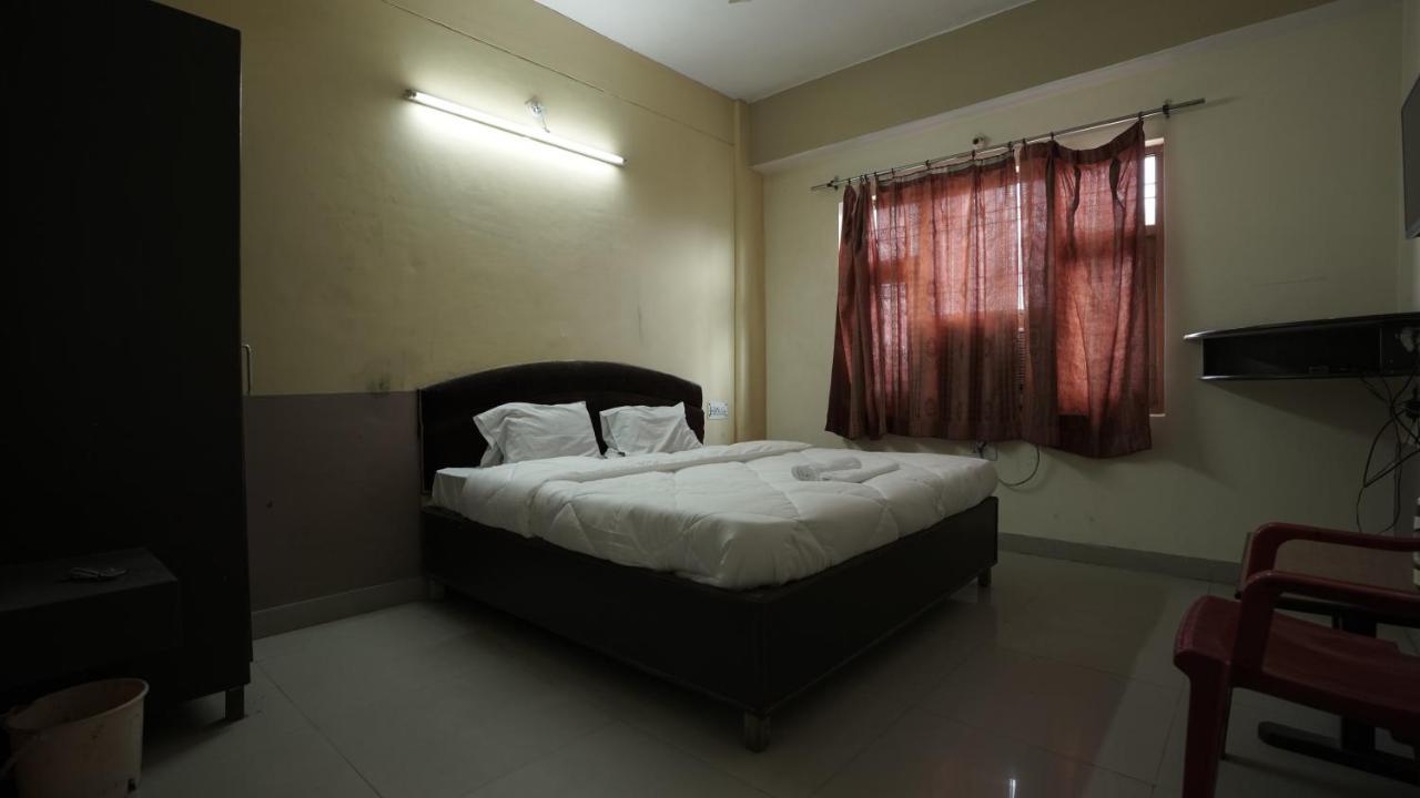 Hotel Mohan By Wb Inn Agra  Esterno foto