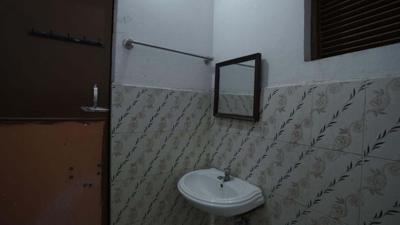 Hotel Mohan By Wb Inn Agra  Esterno foto